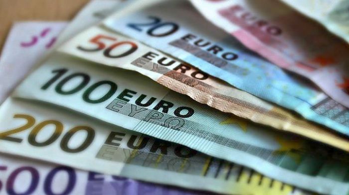 Μείωση της Εξάρτησης των Ελληνικών Τραπεζών από το Ευρωσύστημα - 2 Μείωση της Εξάρτησης των Ελληνικών Τραπεζών από το Ευρωσύστημα