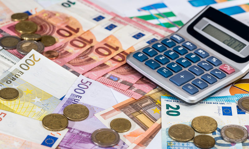 Φαρμακοβιομηχανία για τo Clawback Στα Κάγκελα η Φαρμακοβιομηχανία για τo Clawback P1