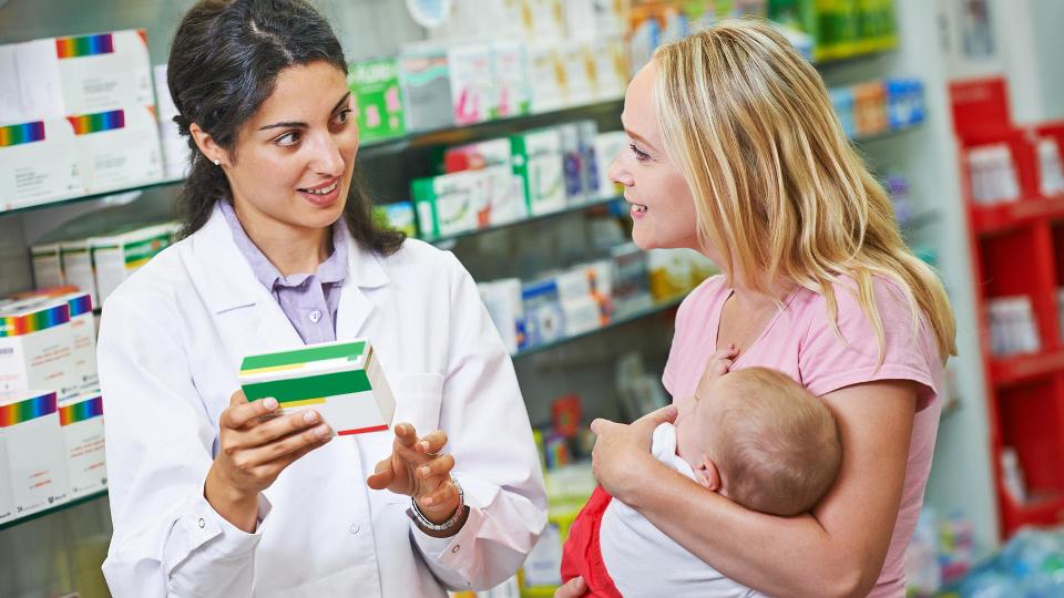 Τα φαρμακεία μπορούν επίσης να υποστηρίξουν τους νέους γονείς χρησιμοποιώντας πλατφόρμες για την παροχή πληροφοριών. Τα φαρμακεία μπορούν επίσης να υποστηρίξουν τους νέους γονείς χρησιμοποιώντας πλατφόρμες για την παροχή πληροφοριών.