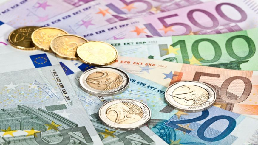 Η ΕΚΤ είχε δηλώσει προηγουμένως ότι η οικονομία μπορεί να συρρικνωθεί κατά 5 έως 12%.
