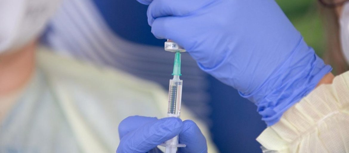 Πρόγραμμα Εμβολιασμού Κατ' Οίκον Ξεκινά ο Δήμος Αθηναίων.