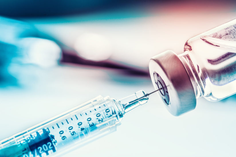 Το εμβόλιο ιικού φορέα λειτουργεί με τον ίδιο ακριβώς μηχανισμό δράσης των εμβολίων RNA messenger και των εμβολίων DNA. Το εμβόλιο ιικού φορέα λειτουργεί με τον ίδιο ακριβώς μηχανισμό δράσης των εμβολίων RNA messenger και των εμβολίων DNA.