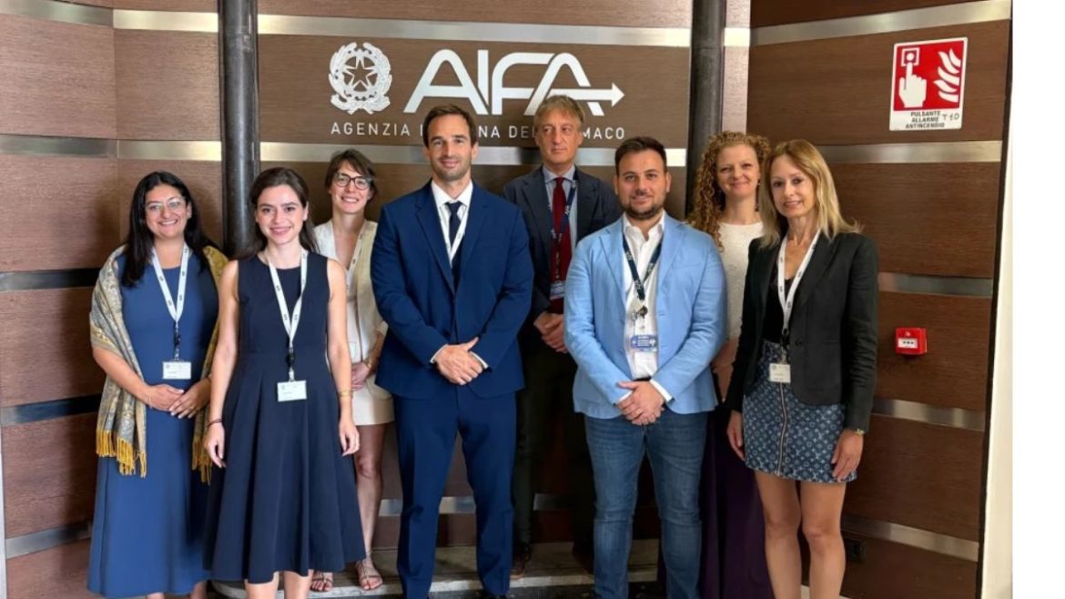 AIFA, Αγγελής